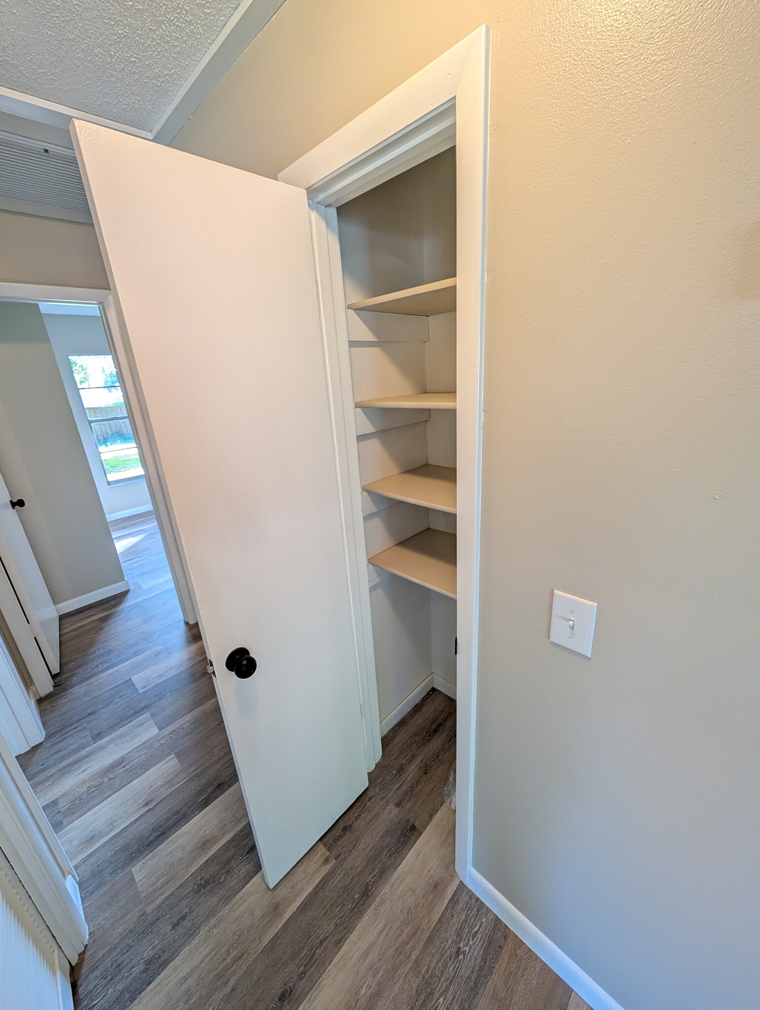 Building Photo - 11513 Valencia Dr