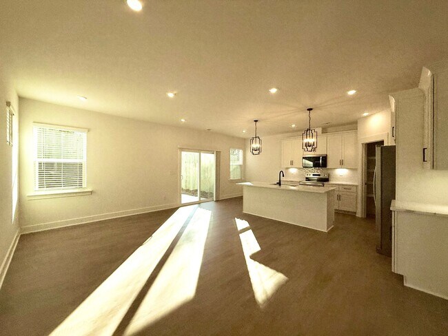 Building Photo - 2803 Fordwood Dr