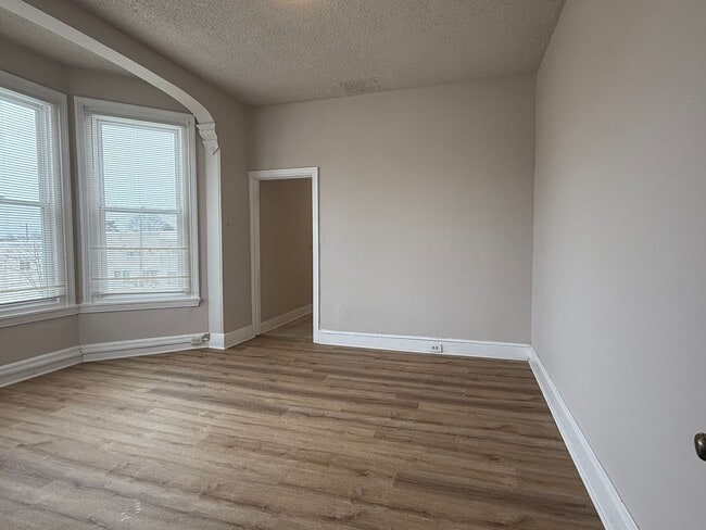 Building Photo - 1113 Lafayette Ave