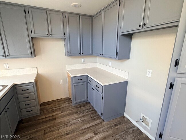Building Photo - 2669 Ridgewater Cir