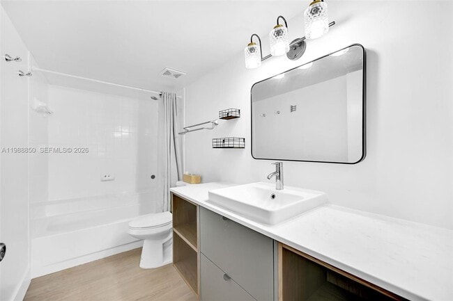 Building Photo - 8343 Lake Dr