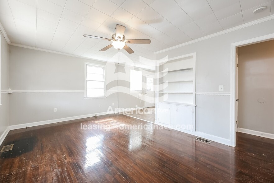 Building Photo - 1405 Benjamin St