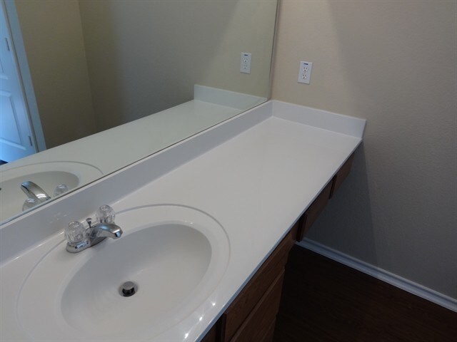 Building Photo - 23007 Airedale Ln