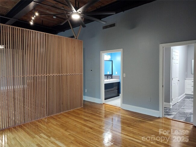 Building Photo - 310 Arlington Ave