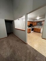 Building Photo - 10205 E 63rd Ter