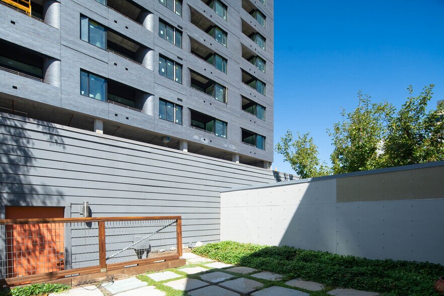 Building Photo - 3513 Delgany St