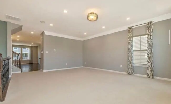 Building Photo - 6214 Margarita Way