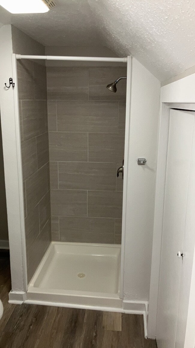 Building Photo - 1150 Creighton Ave