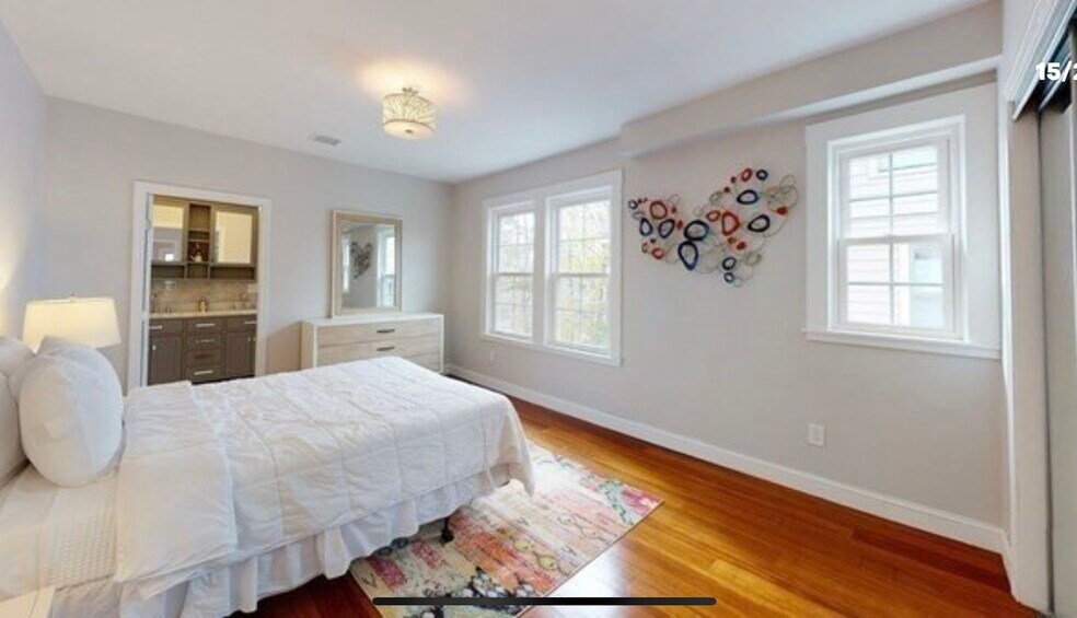 Building Photo - 318 Concord Ave