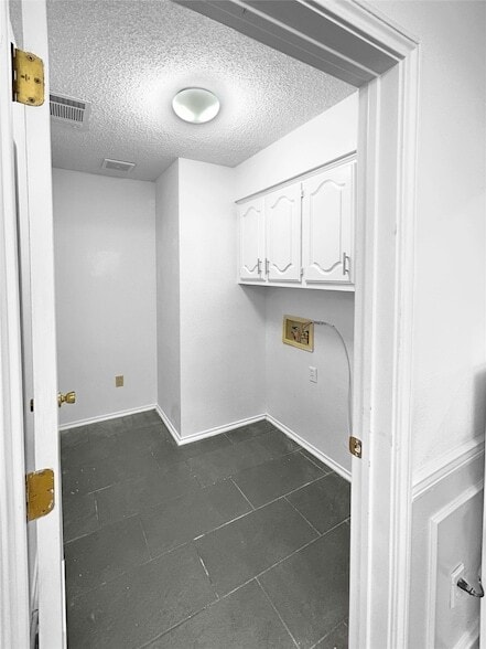 Building Photo - 2409 Glen Morris Rd