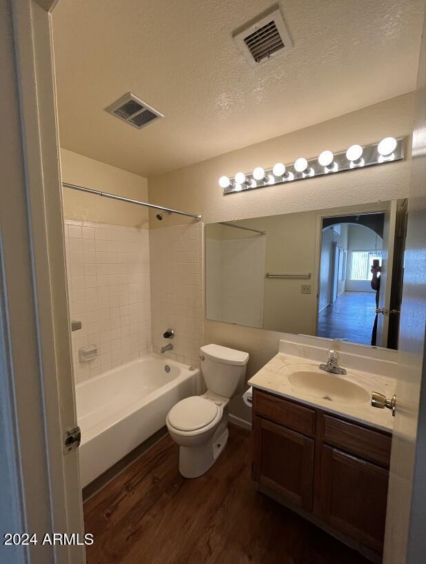 Building Photo - 3961 W Chicago St