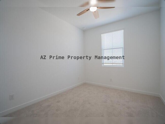 Building Photo - 2942 N 98th Ln