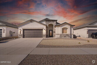 Building Photo - 14757 Tierra Fortaleza Ave