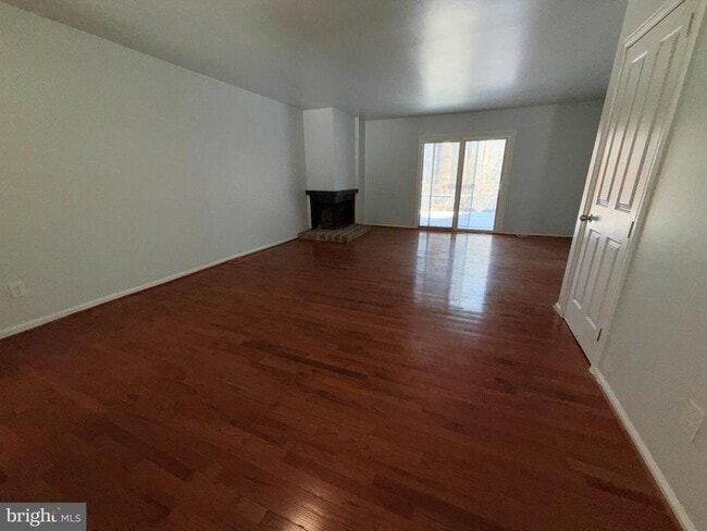 Building Photo - 423 Sonora Ct