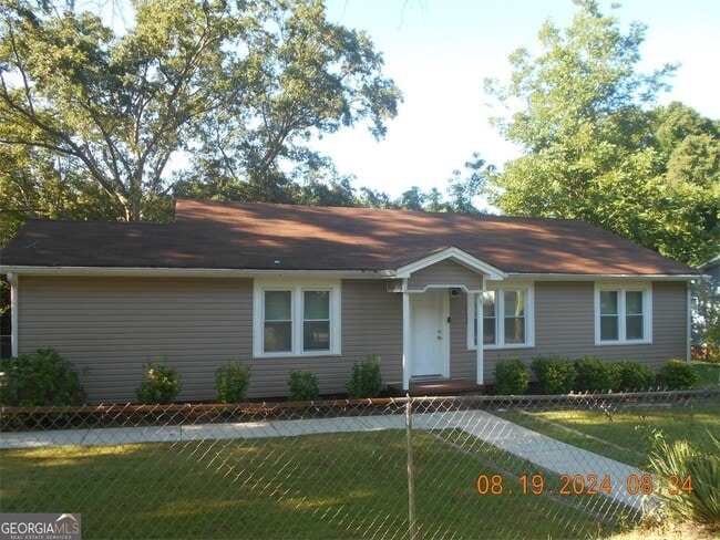 Primary Photo - 101 Turner St