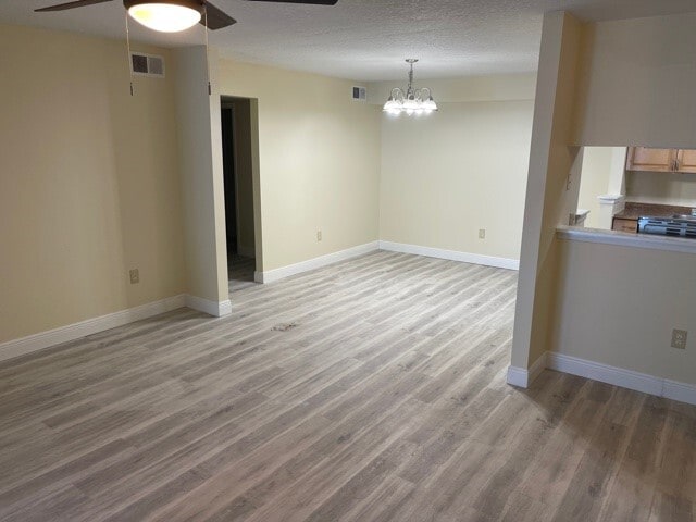 Building Photo - 225 S Tropical Trail