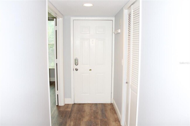 Building Photo - 4410 Fairways Blvd