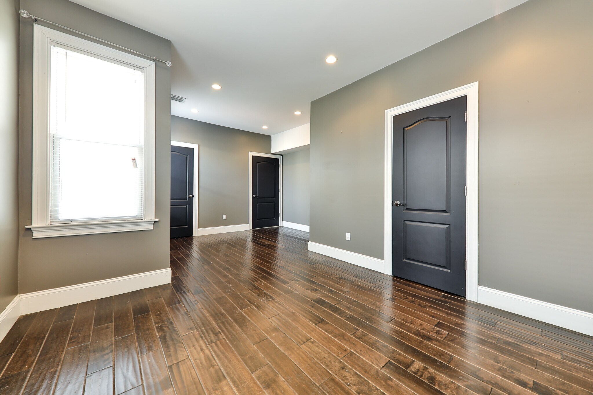 Building Photo - 9 Bellflower St