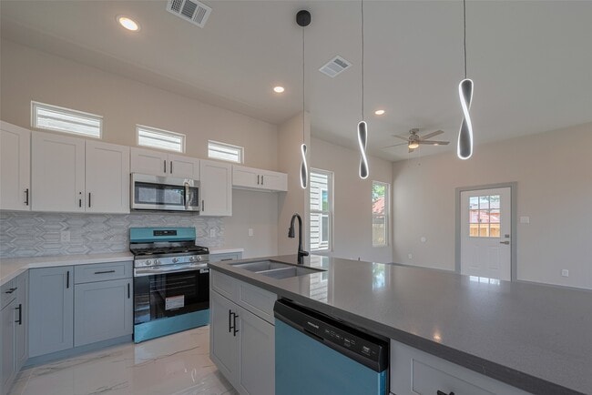 Building Photo - 2414 Sam Wilson St