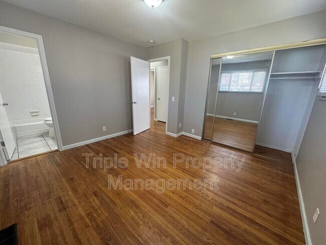 Building Photo - 775 Crabapple Ln