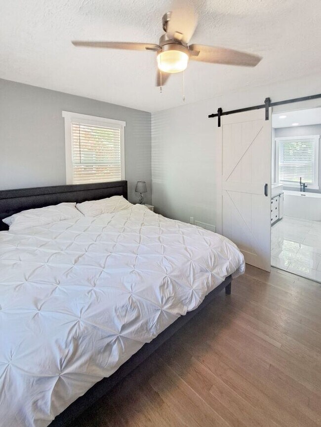 Building Photo - Coming Soon! Mid Century Modern Cape Cod i...