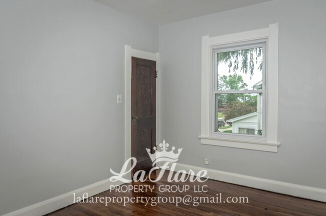 Building Photo - 2712 106th St