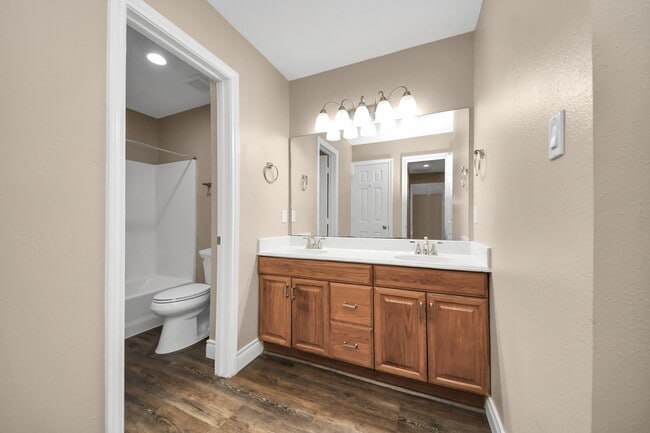 Building Photo - 1163 Lovett St