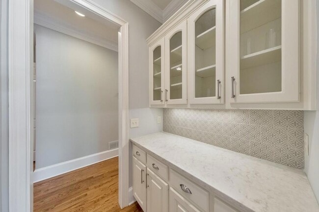 Building Photo - 11180 W Rd