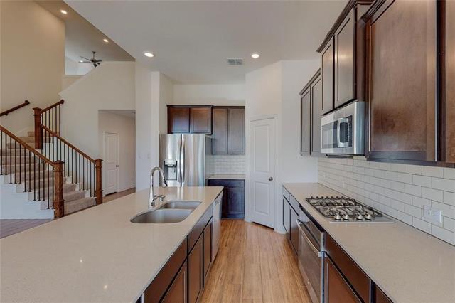 Building Photo - 10143 Prairie Dr