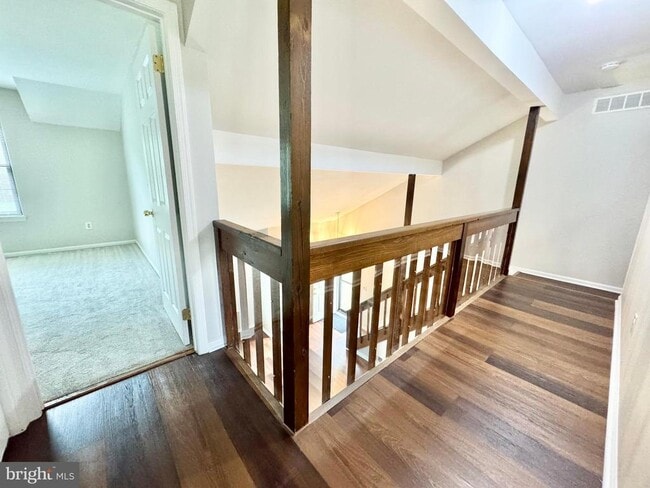 Building Photo - 39 S Turnberry Dr