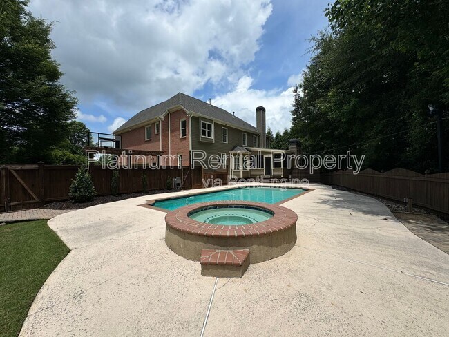 Building Photo - 830 Eden Green Ct
