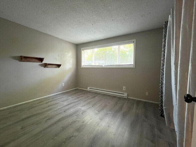 Building Photo - CLM1529 (HOLD FUNDS - leak repair)