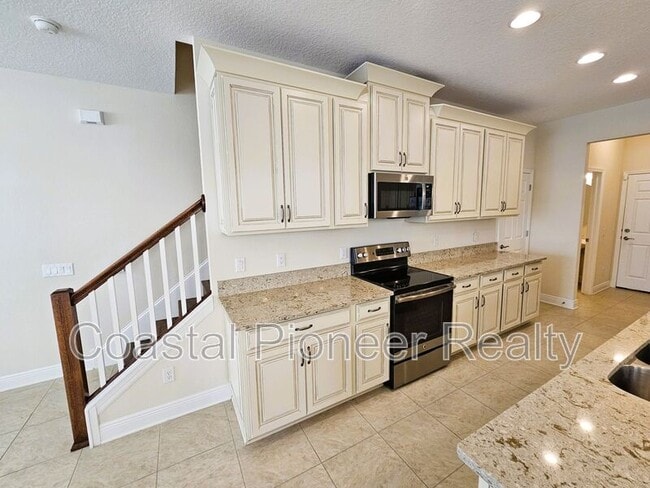 Building Photo - 11541 Crowned Sparrow Ln