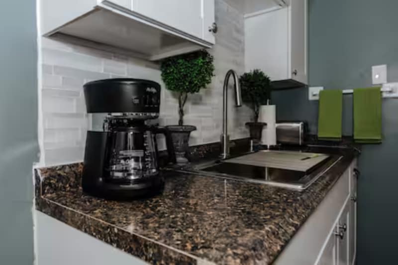 Building Photo - 1242 S 300 E