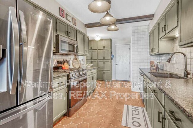 Building Photo - 3428 Trenary Ln