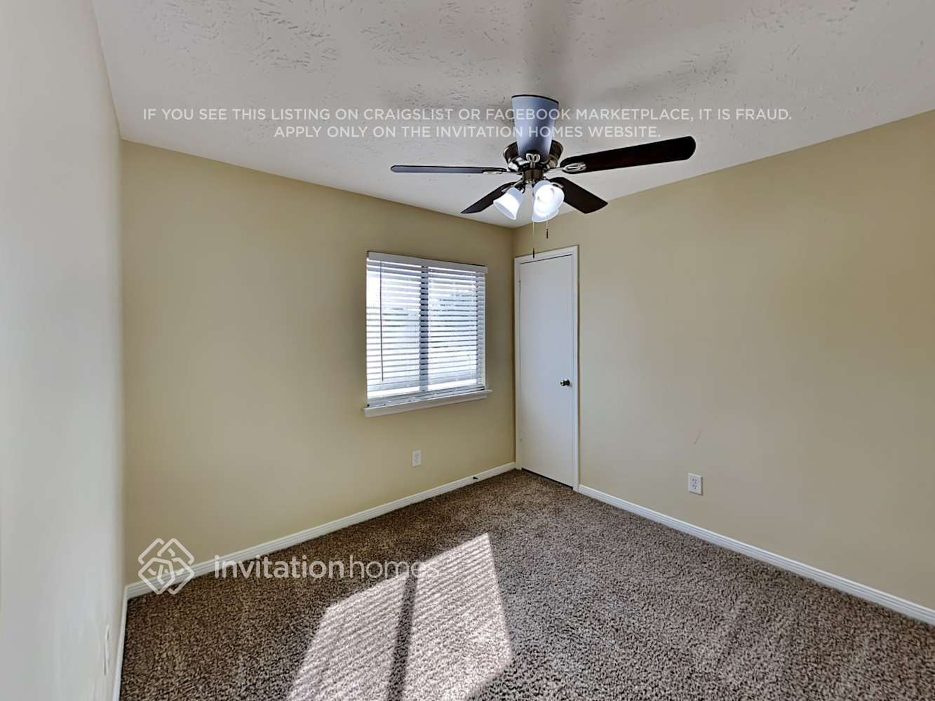 Building Photo - 3138 Mesquite Dr
