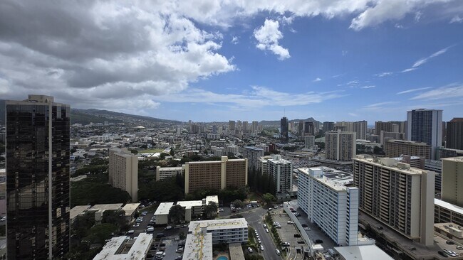 Building Photo - 1500 Rycroft St