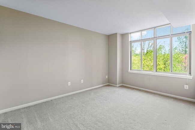 Building Photo - 4480 Market Commons Dr