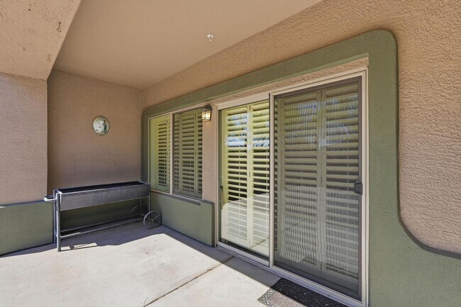 Building Photo - 11725 N Desert Crst Ln