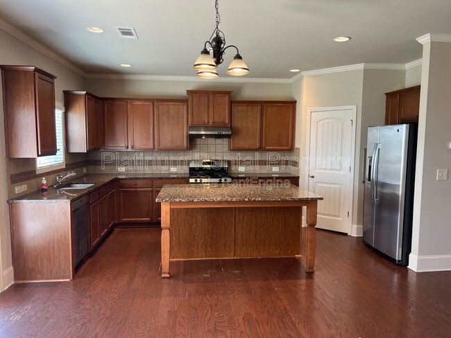 Building Photo - 4770 Leatherstone Way