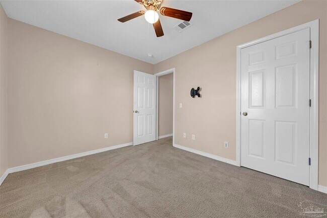 Building Photo - 2121 Coral Creek Dr