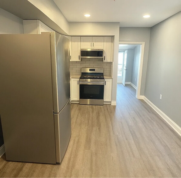 Building Photo - 409 Jefferson Ave