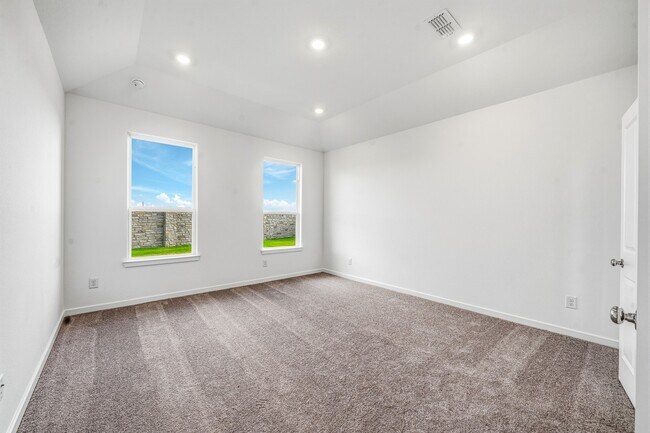 Building Photo - 22135 Rangemore Dr