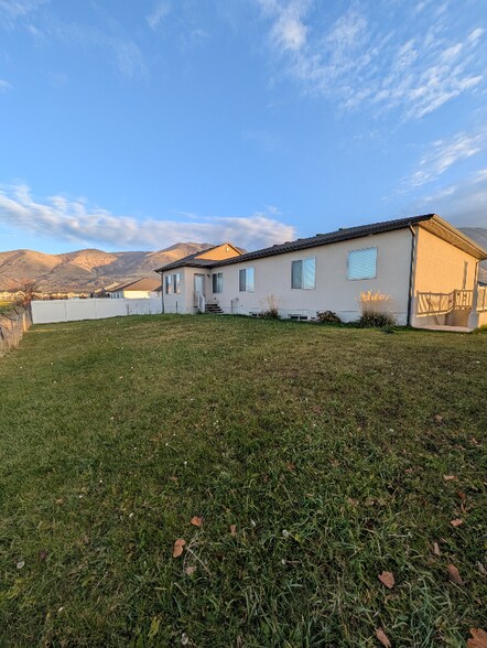 Building Photo - 638 W 1870 S