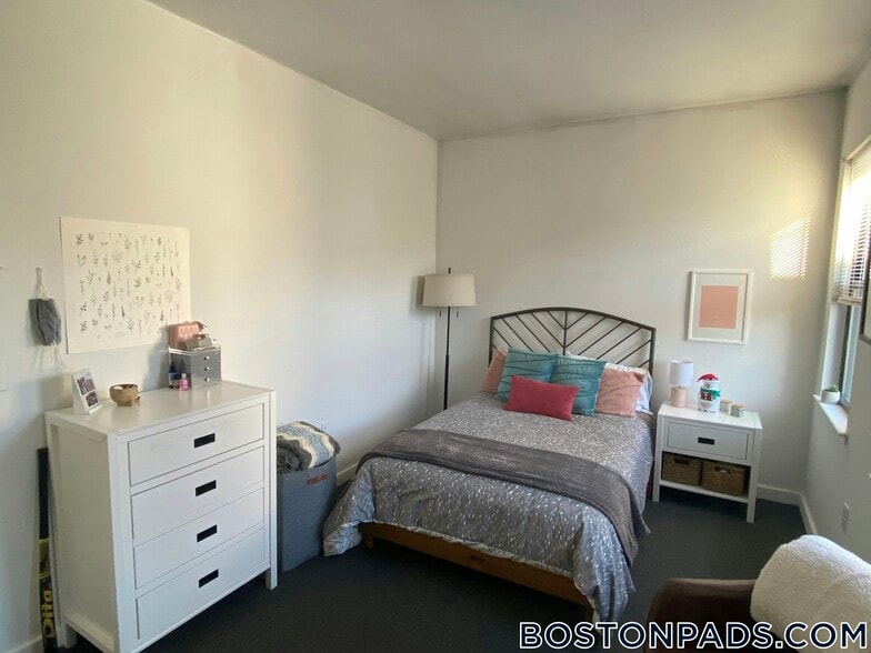 Building Photo - 774 Columbus Ave