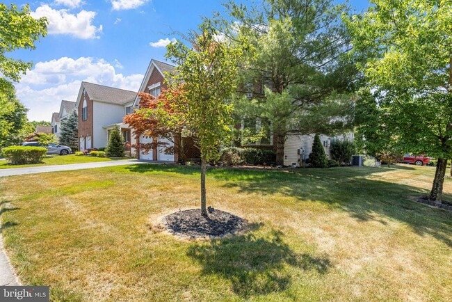 Building Photo - 50 Greylynne Dr