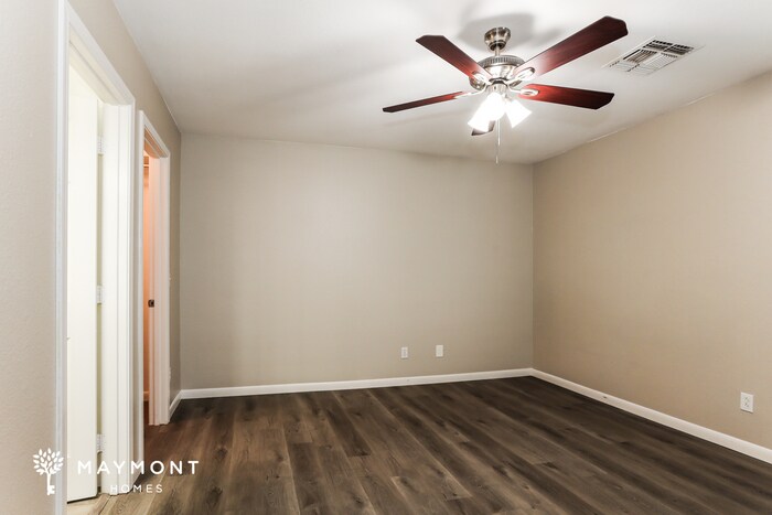 Building Photo - 11234 E Sunland Ave