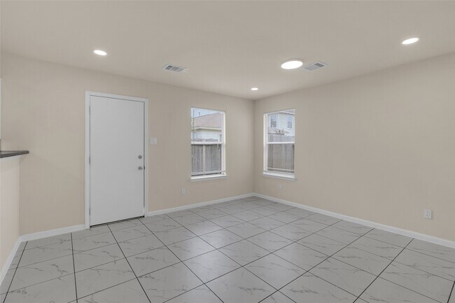 Building Photo - 2818 Piney Lake Ct