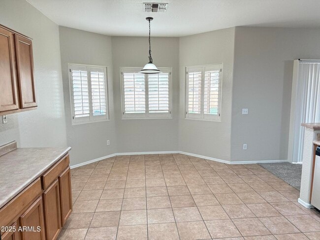 Building Photo - 9124 W Wilshire Ave