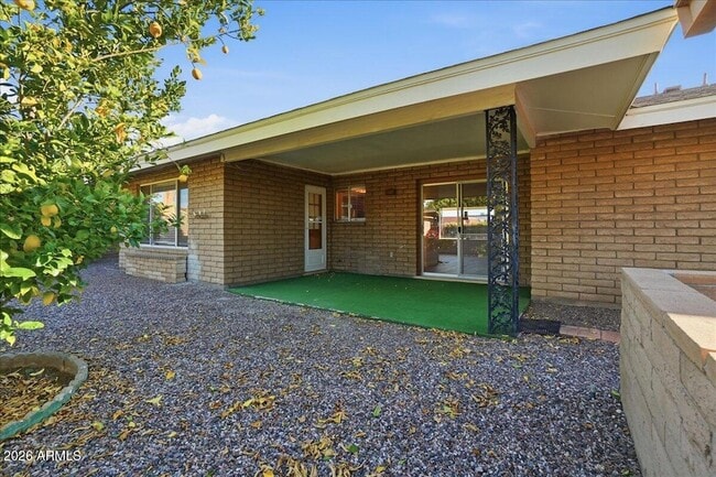 Building Photo - 6408 E Butte St